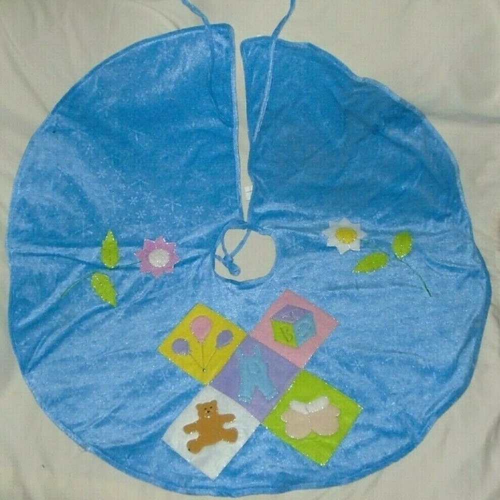 Vintage Velvet Toys Christmas Tree Skirt
